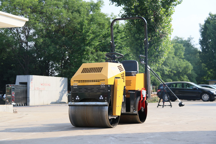 “明星款”小型壓路機(jī)，讓大家的選擇不再“迷路”！